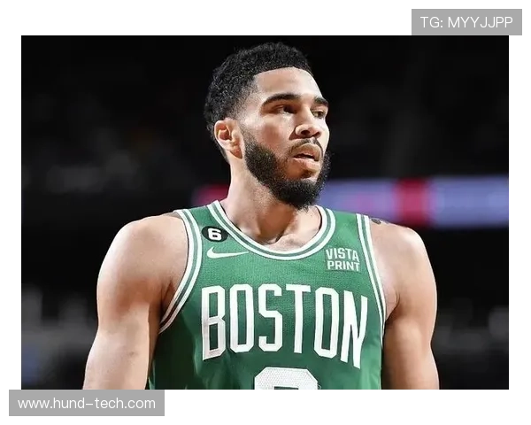 豪泽力挺普理查德：尽管三分手感冰冷 我们相信他会找回状态